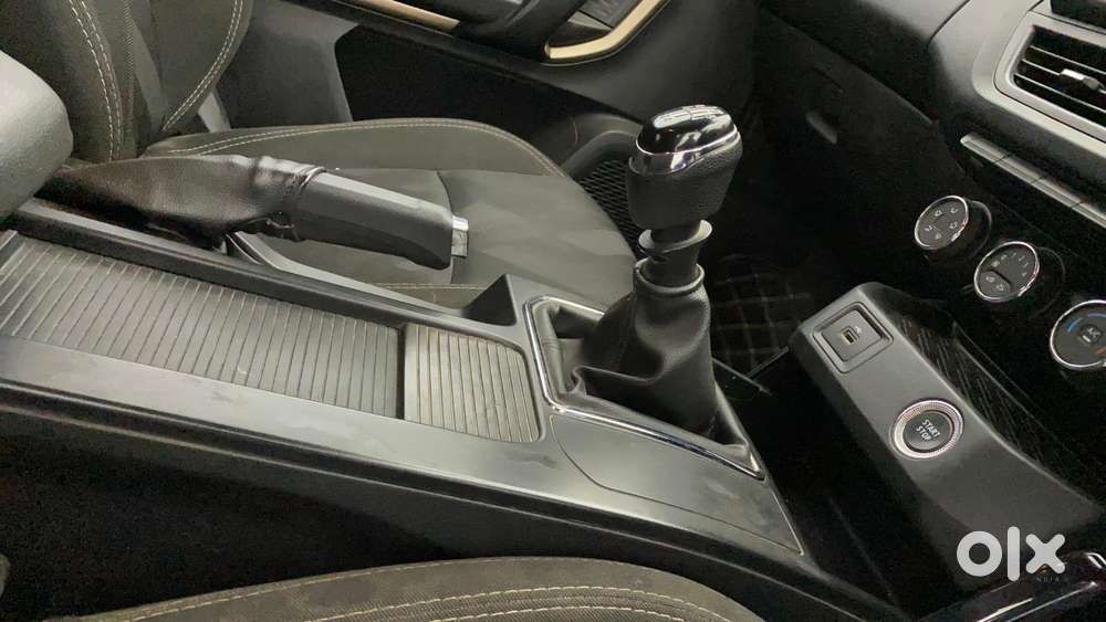Renault Kiger Rxt, 2021, Petrol