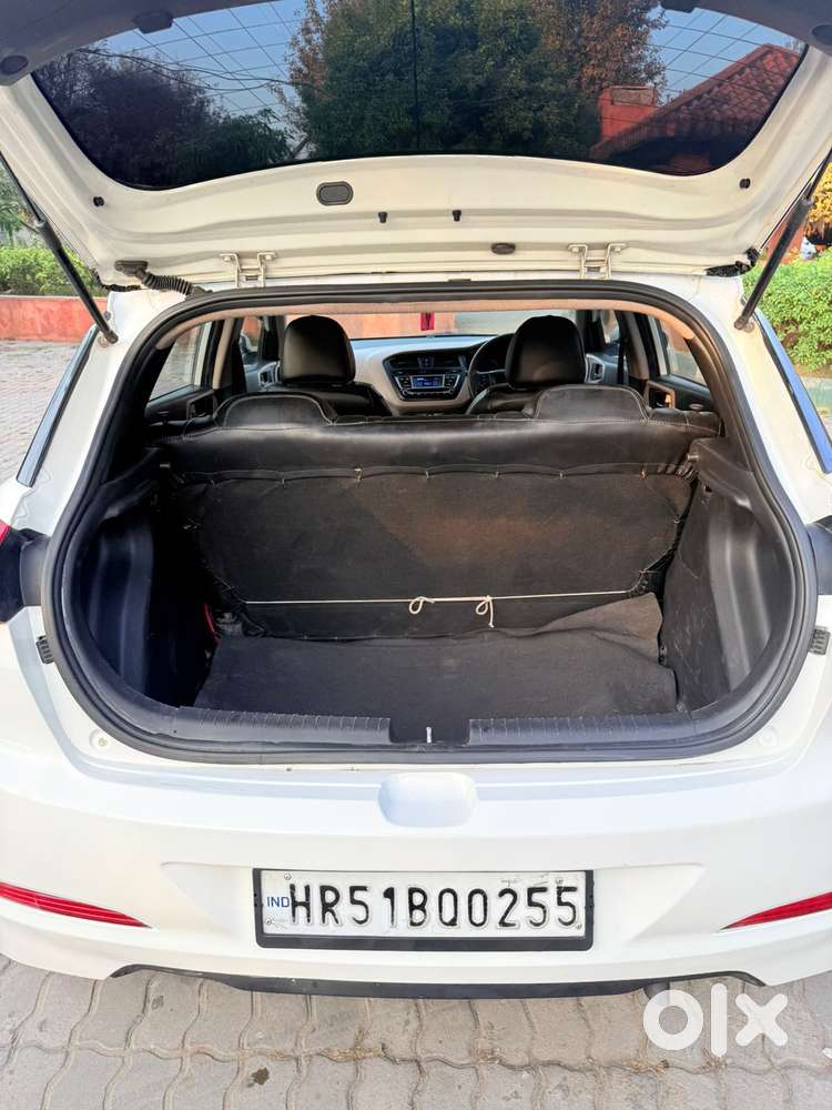 Hyundai Elite I20 Sportz (o) 1.2, 2017, Petrol