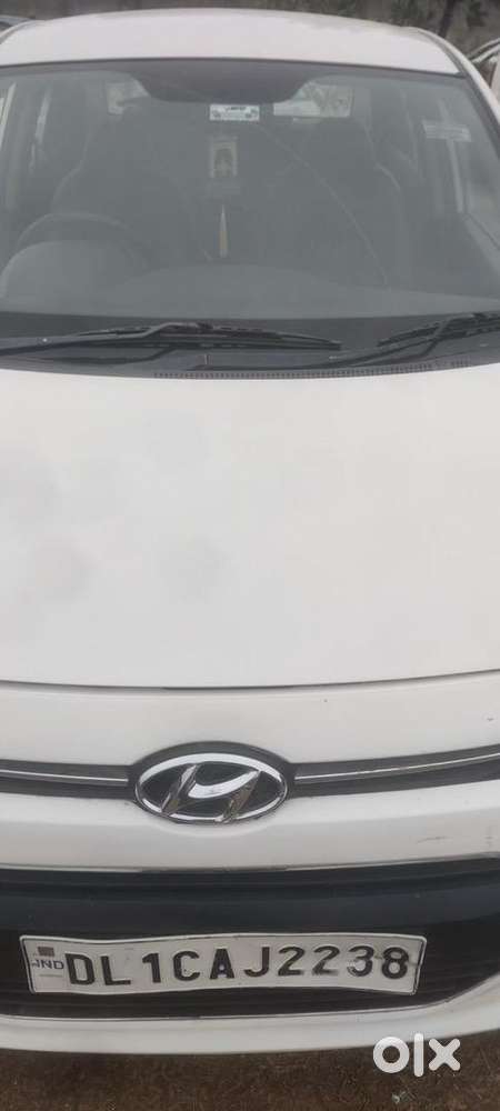 Hyundai Xcent 2016 Cng & Hybrids Well Maintained
