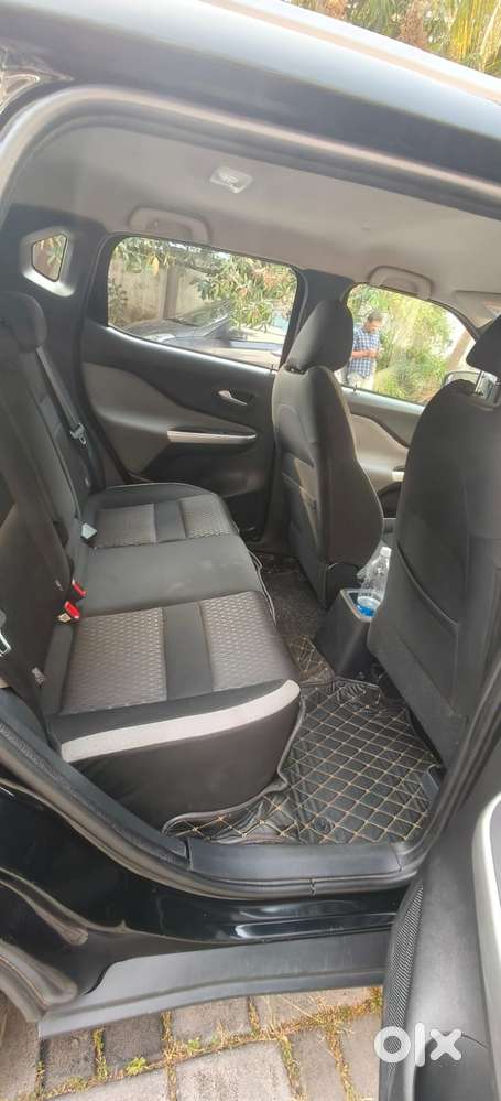 Nissan Magnite Xv Turbo, 2022, Petrol