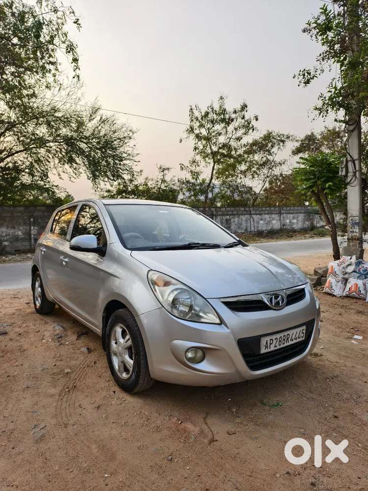 Hyundai I20 Asta Diesel Manual 2012