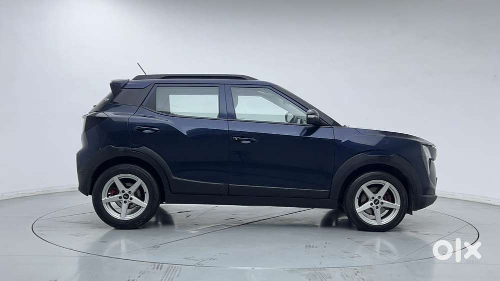 Mahindra Xuv 3xo Ax5 Ds Mt, 2024, Diesel