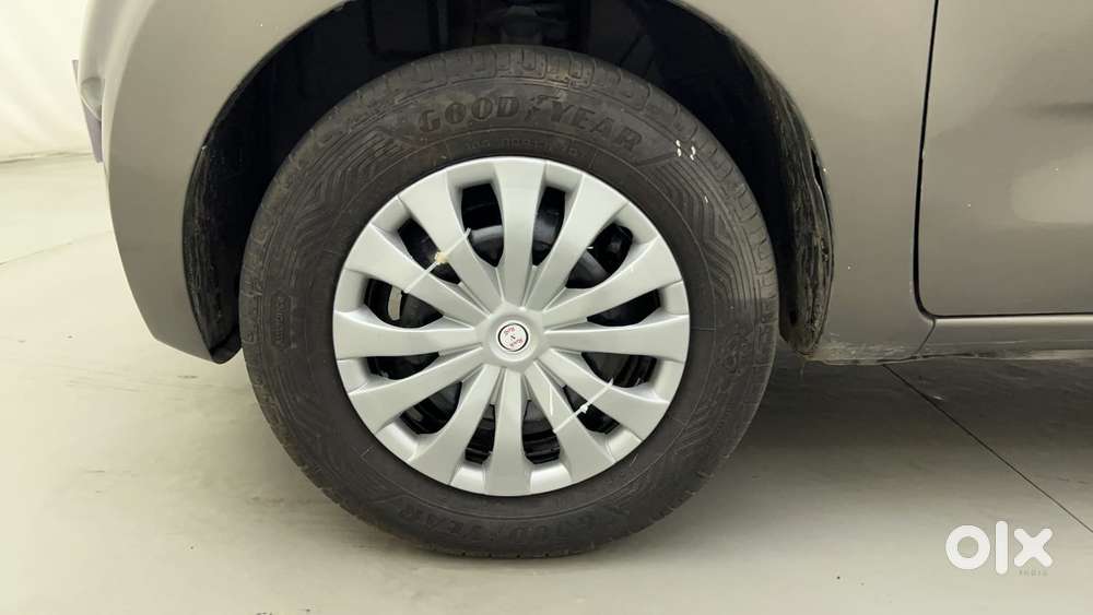 Datsun Redigo T Option, 2016, Petrol