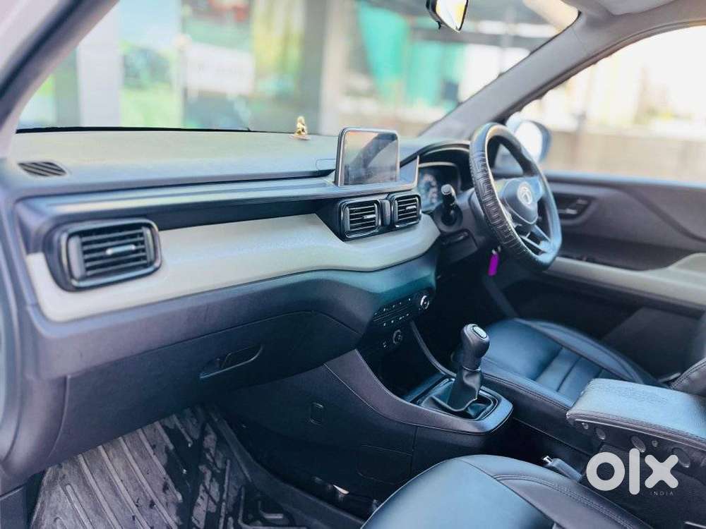 Tata Punch Camo Adventure Mt, 2022, Petrol