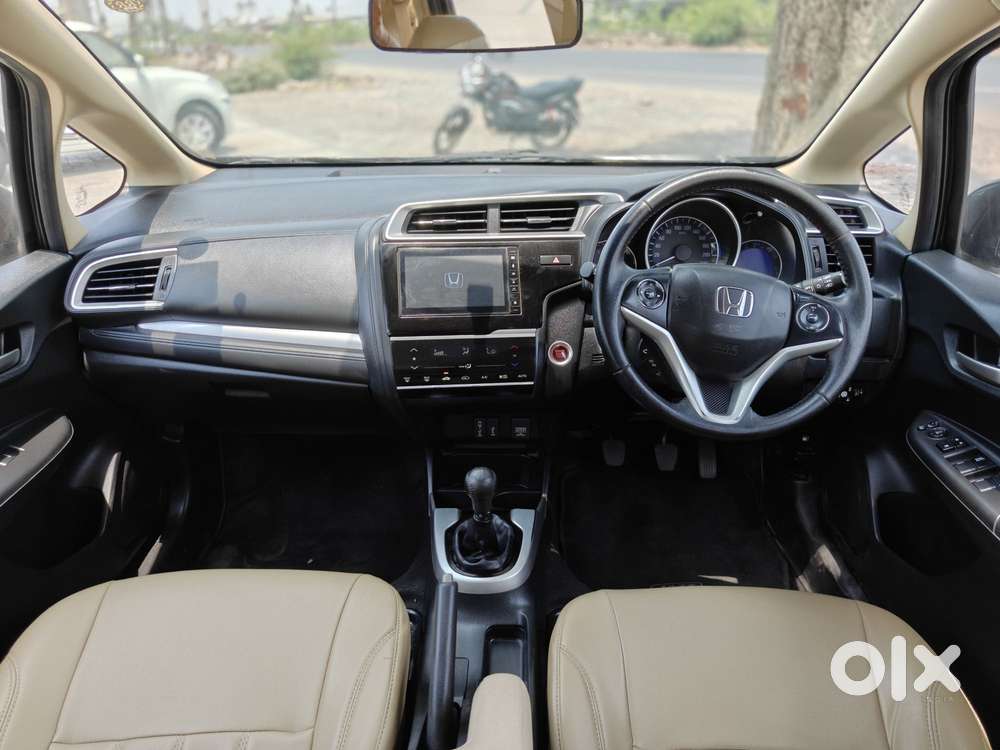 Honda Jazz [2020-2023] 1.2 V I-vtec Mt, 2022, Cng & Hybrids