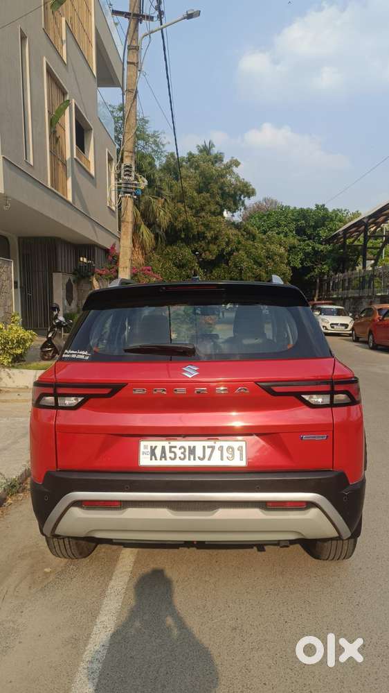 Maruti Suzuki Vitara Brezza Zxi + Mt Dual Tone, 2022, Petrol