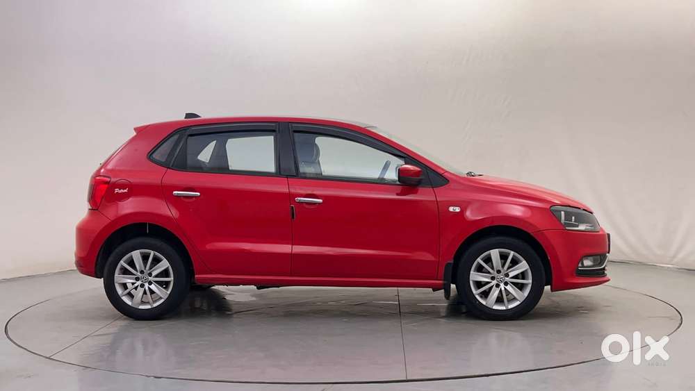 Volkswagen Polo Petrol Highline 1.2l, 2015, Petrol