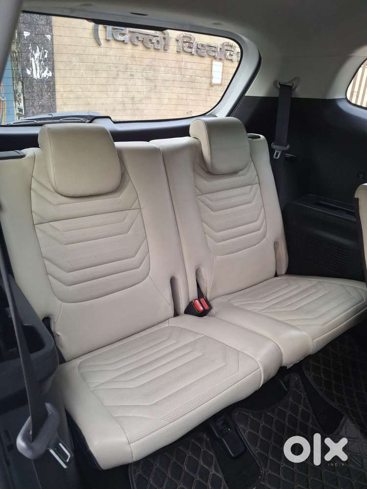 Kia Carens Luxury (o)1.5 Diesel At 7 Str, 2024, Diesel