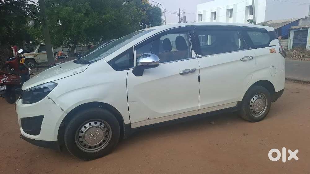 Mahindra Marazzo 2019