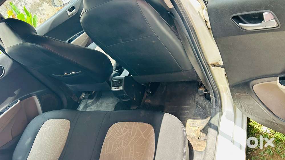 Hyundai Grand I10 2015 Diesel 280000 Km Driven
