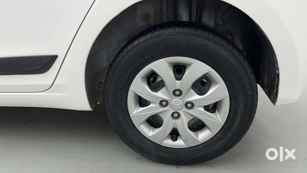 Hyundai Elite I20 [ ] 1.2 Sportz, 2015, Petrol