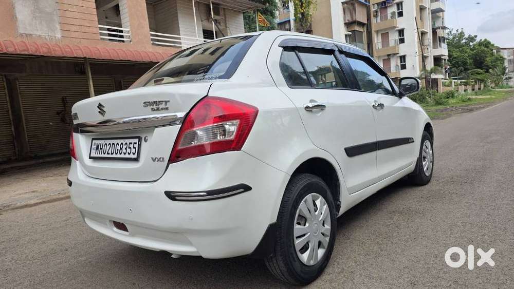 Maruti Suzuki Swift Dzire 1.2 Vxi Bsiv, 2014, Petrol