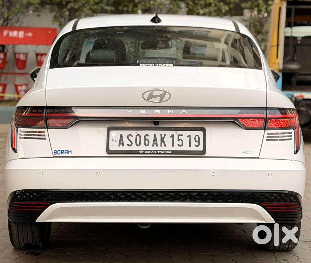 Hyundai Verna 1.5 Sx Vtvt, 2023, Petrol