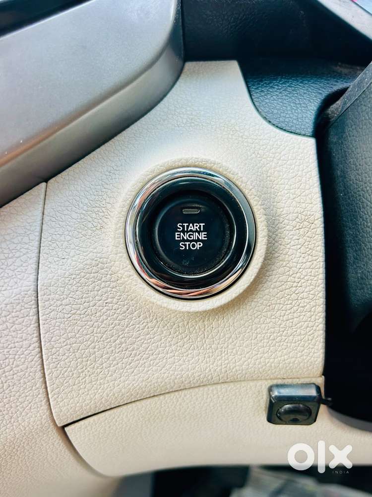 Mahindra Xuv300 W8 Option Diesel, 2023, Diesel