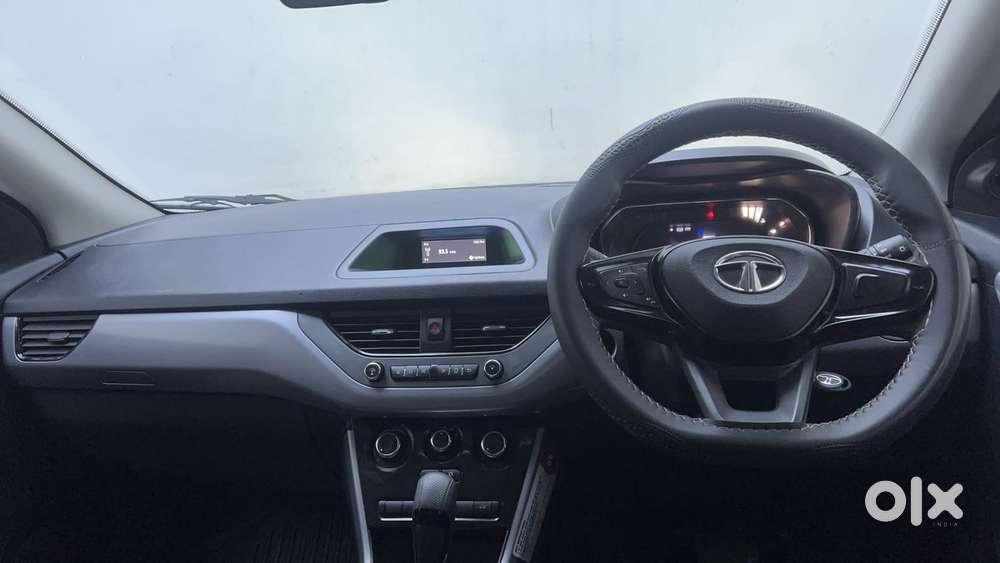 Tata Nexon 1.2 Revotron Xma Amt (s), 2022, Petrol