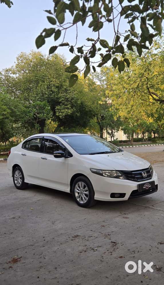Honda City V At Exclusive, 2013, Petrol