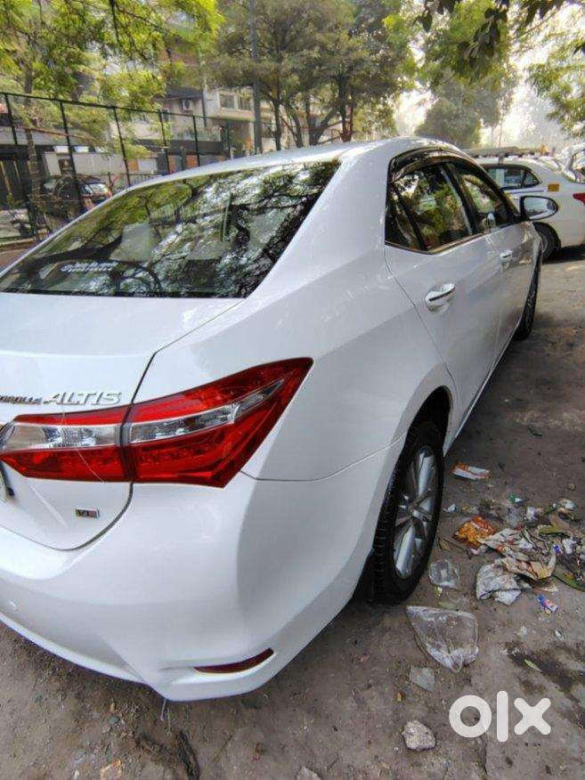 Toyota Corolla Altis 2013-2017 Vl At, 2016, Petrol