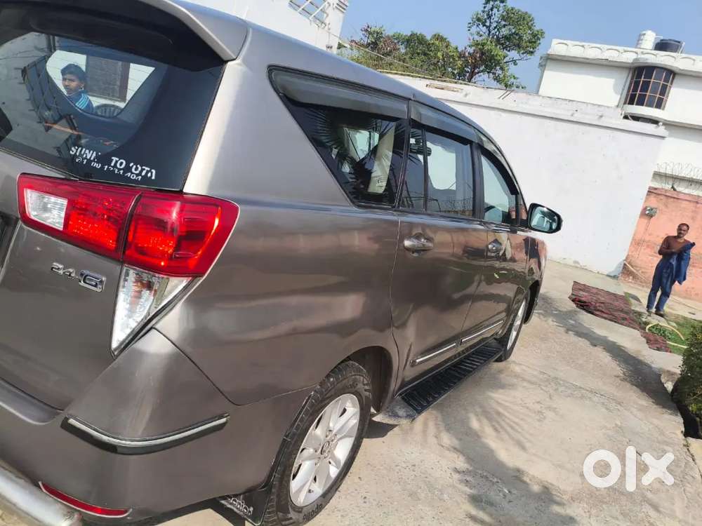Toyota Innova Crysta 2019