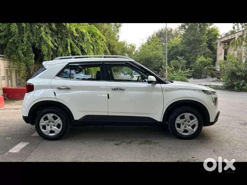 Hyundai Venue S 1.2 Petrol, 2020, Petrol