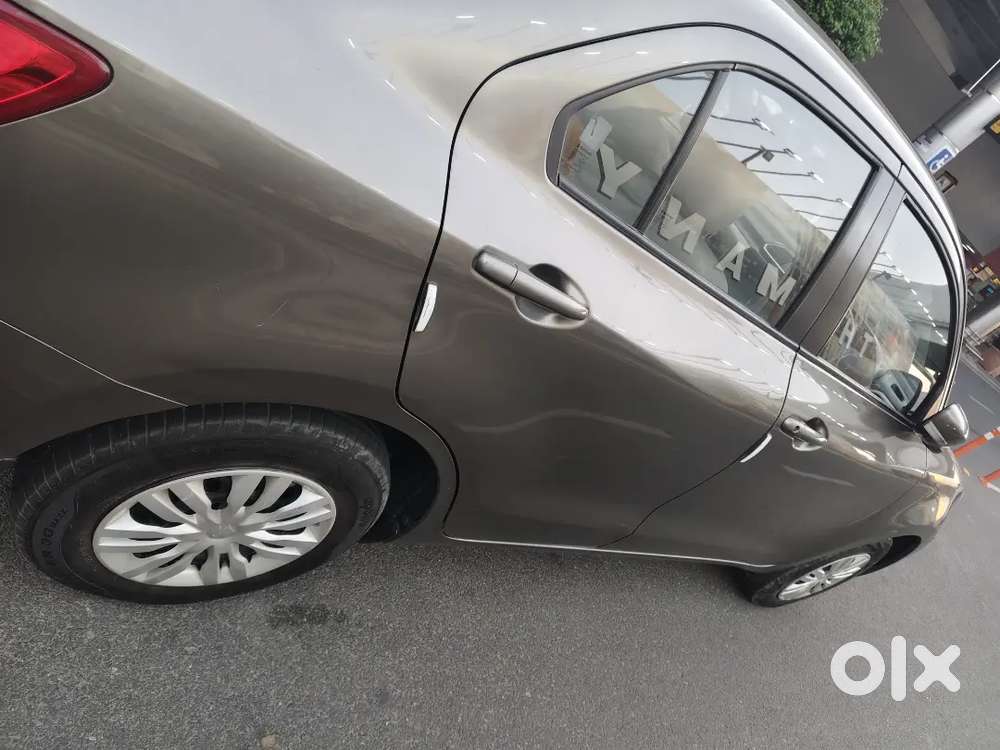 Maruti Suzuki Dzire 2023 Cng & Hybrids 40000 Km Driven