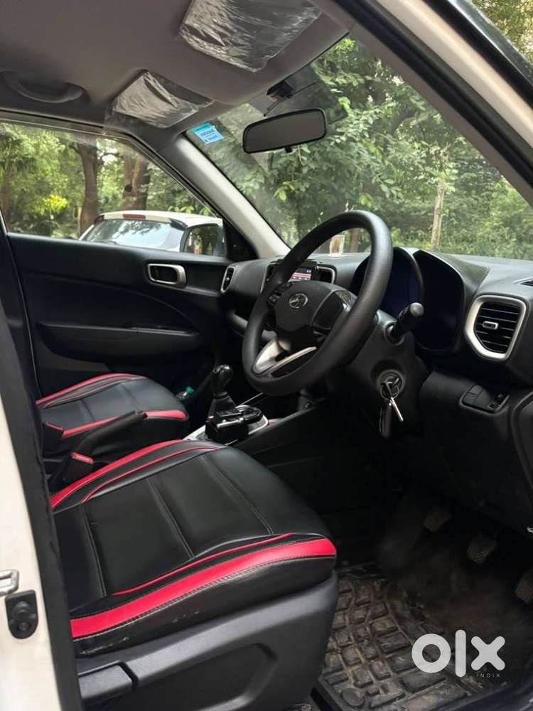 Hyundai Venue E 1.2 Petrol, 2021, Petrol