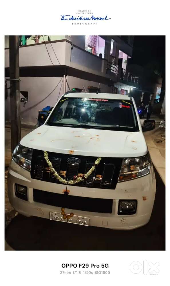 Mahindra Tuv 300 2017