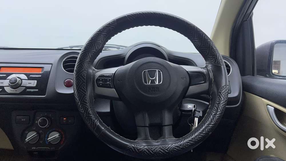 Honda Brio Vx Mt, 2015, Petrol