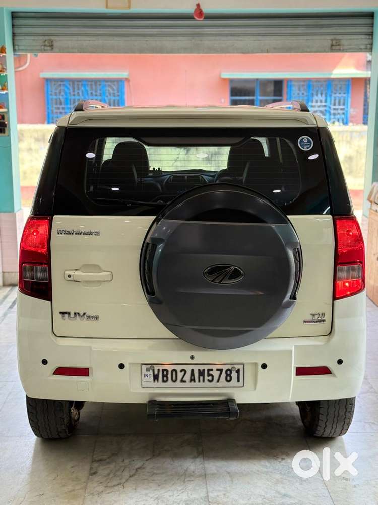 Mahindra Tuv 300 T10, 2018, Diesel