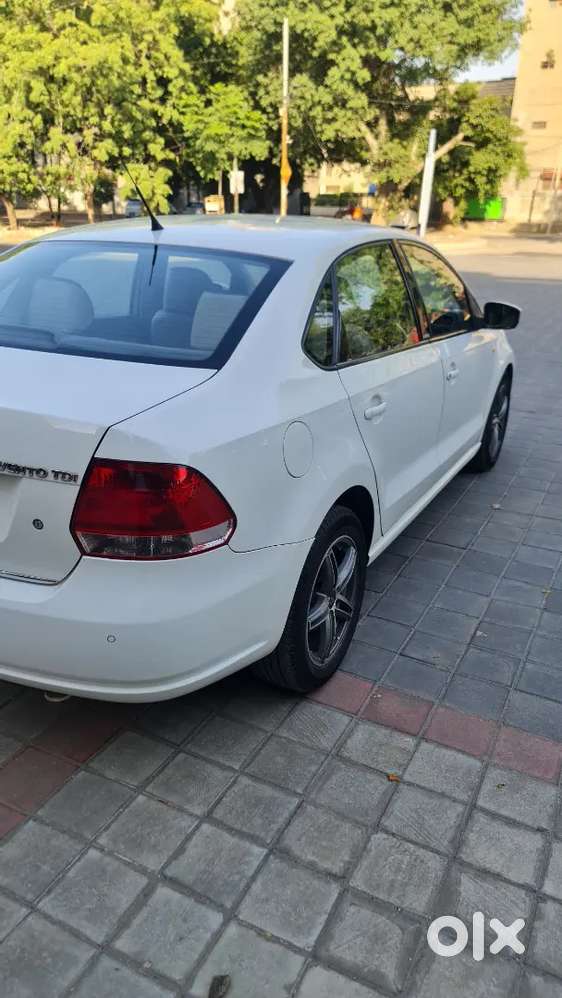 Vento Highline Tdi 2012 First Owner Well Maintained
