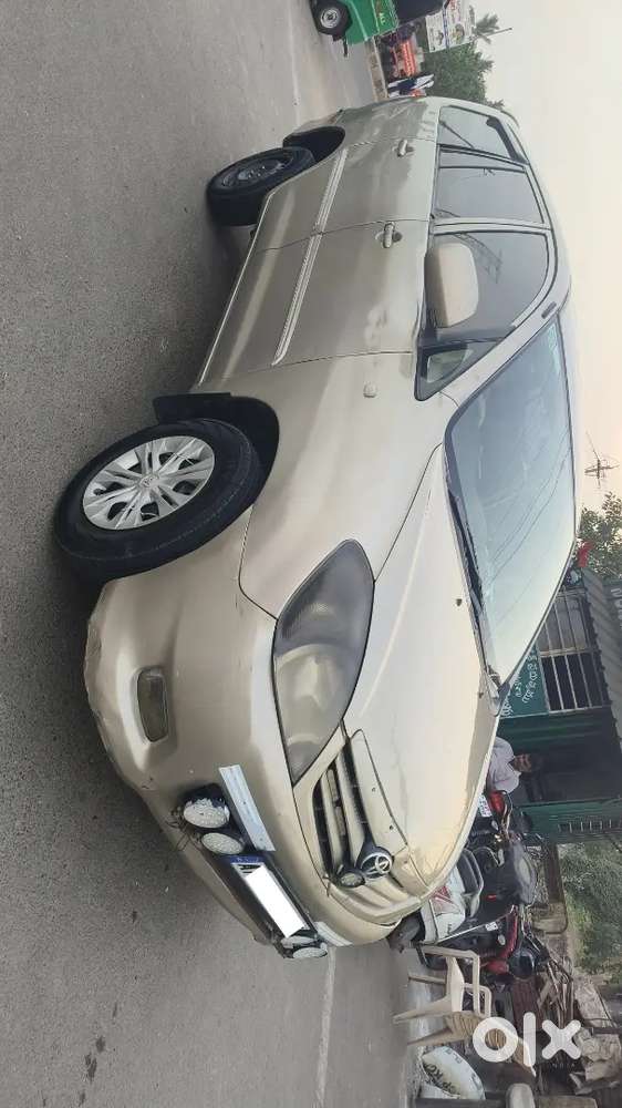 Toyota Innova 2009 Diesel 210000 Km Driven
