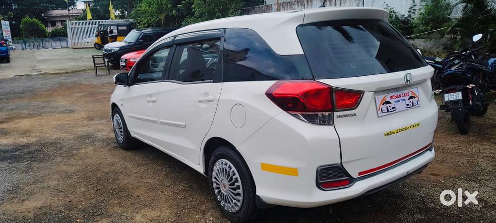 Honda Mobilio, 2015, Diesel