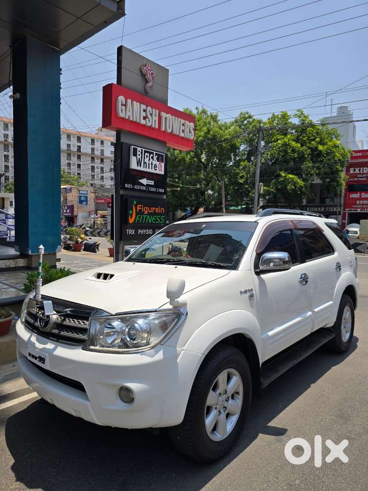 Toyota Fortuner, 2011, Diesel