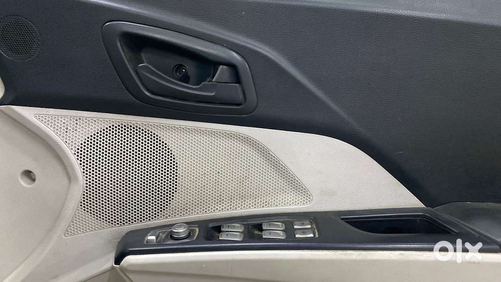 Mahindra Xuv300 W6, 2020, Petrol