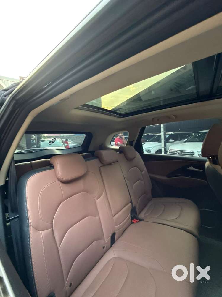 Mg Hector Plus Savvy Pro 1.5 Turbo Petrol Cvt 7 Str, 2024, Petrol