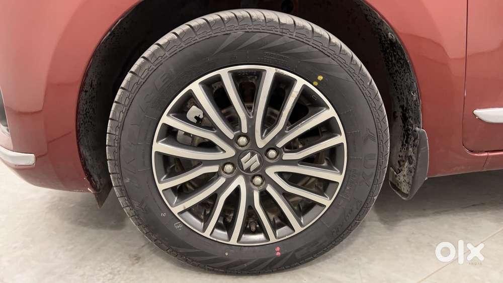 Maruti Suzuki Dzire 1.2 Zxi Plus Amt, 2017, Petrol