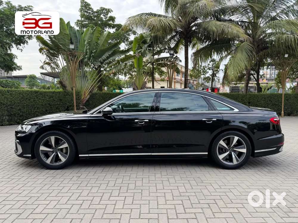 Audi A8 L, 2022, Petrol