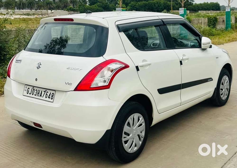 Maruti Suzuki Swift Vxi, 2015, Petrol