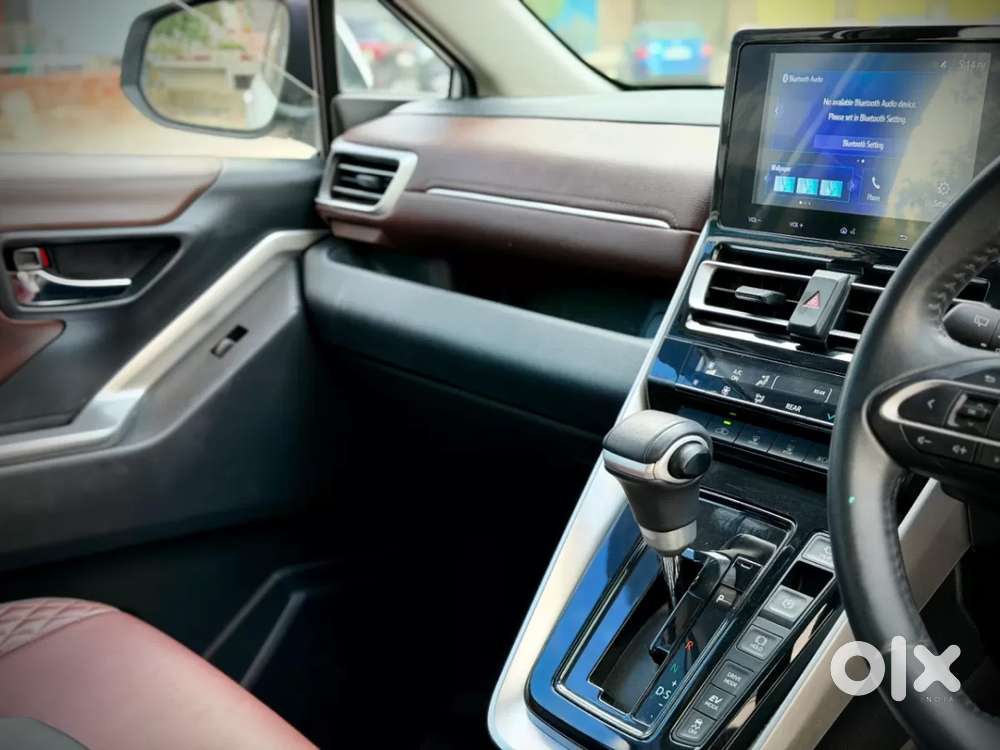 Toyota Innova Hycross 2.0 Vx Hybrid 7 Str, 2025, Petrol