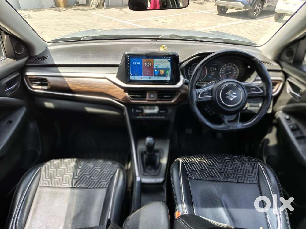 Maruti Suzuki Brezza 1.5 Zxi Smart Hybrid Dual Tone, 2023, Petrol