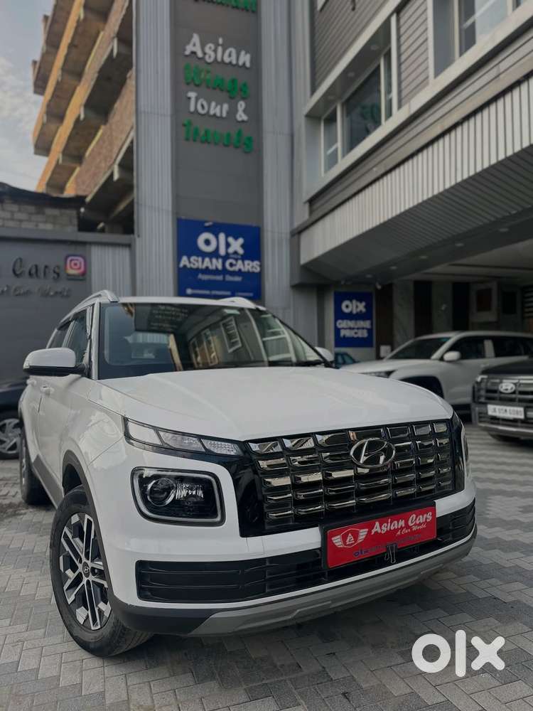 Hyundai Venue Sx Mt, 2022, Diesel