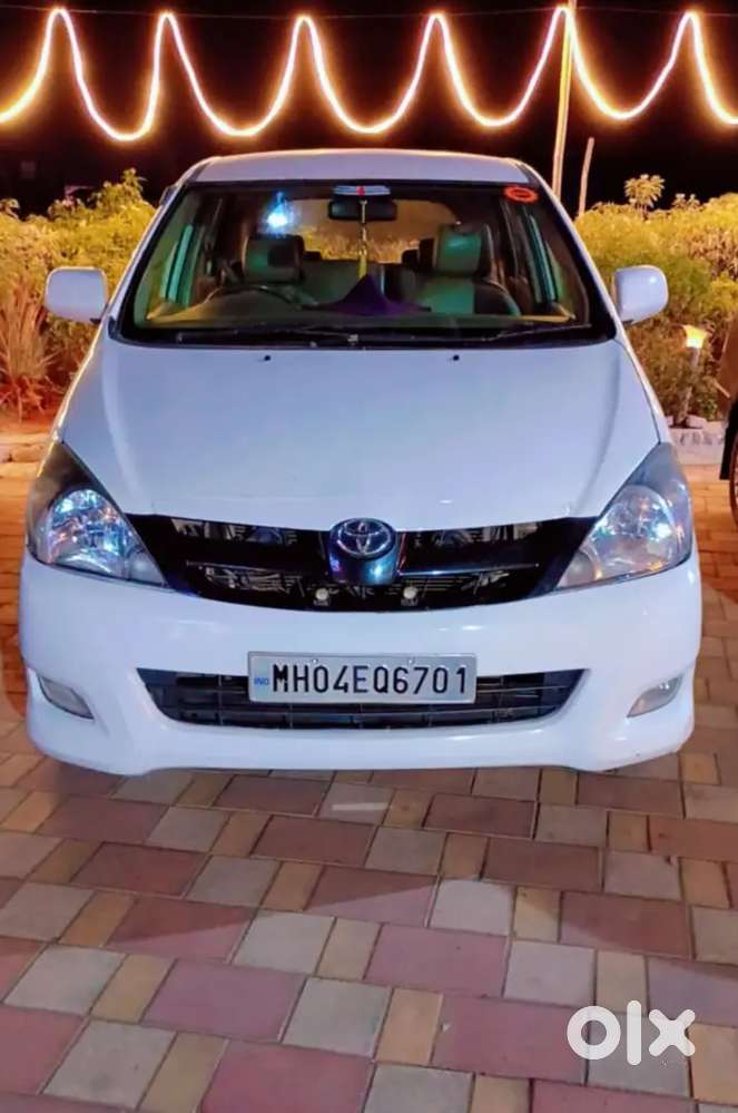 Toyota Innova 2010 Diesel 200000 Km Driven