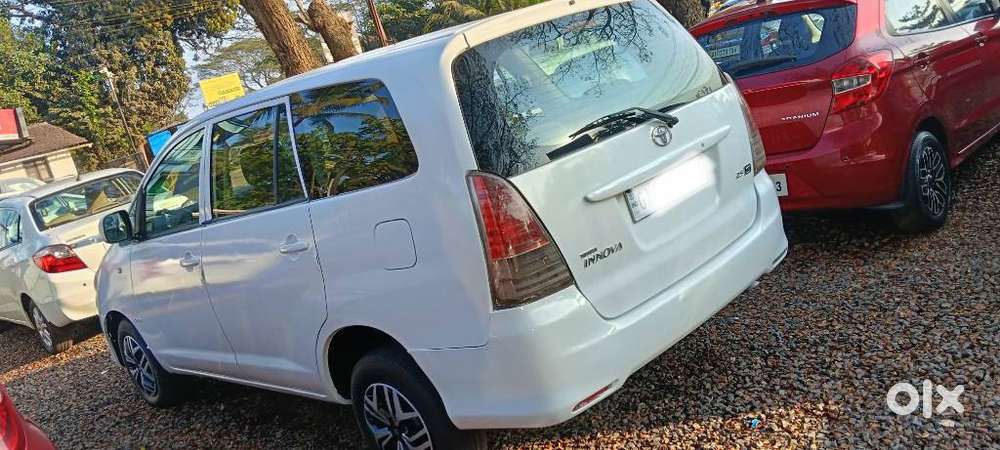 Toyota Innova 2.5 G (diesel) 7 Seater, 2012, Diesel