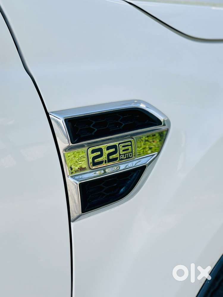 Ford Endeavour 2.2 Trend At 4x2, 2017, Diesel