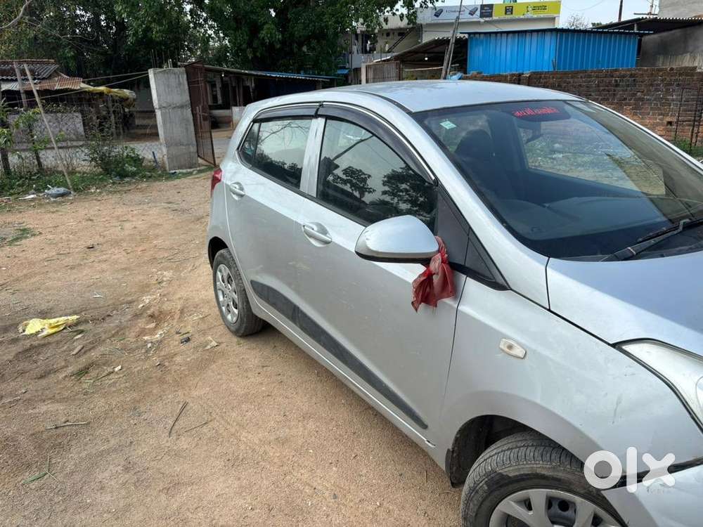 Hyundai Grand I10 2015 Diesel Well Maintained
