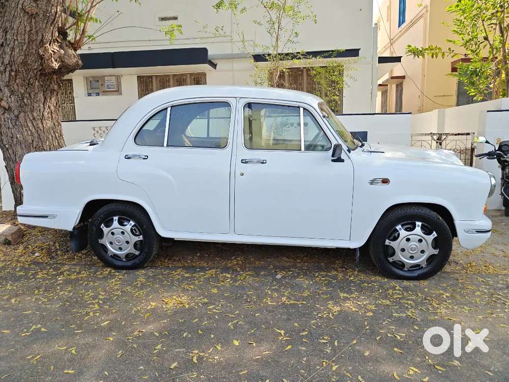 Hindustan Motors Ambassador Grand 2000 (2010) – Well Maintained