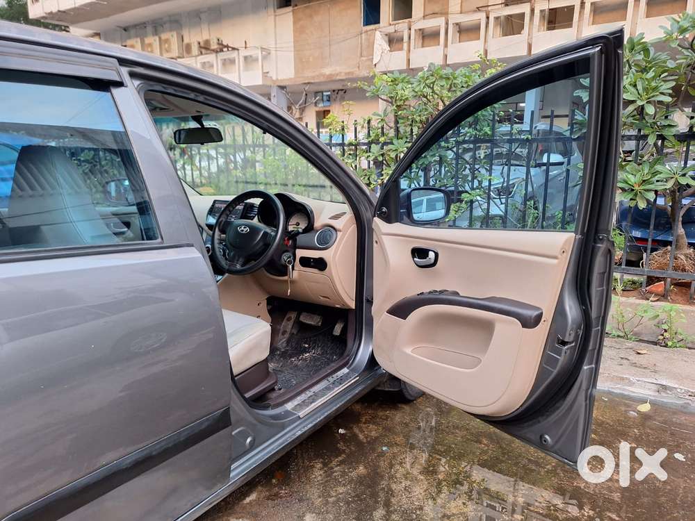 Hyundai I10 Sportz At, 2010, Petrol