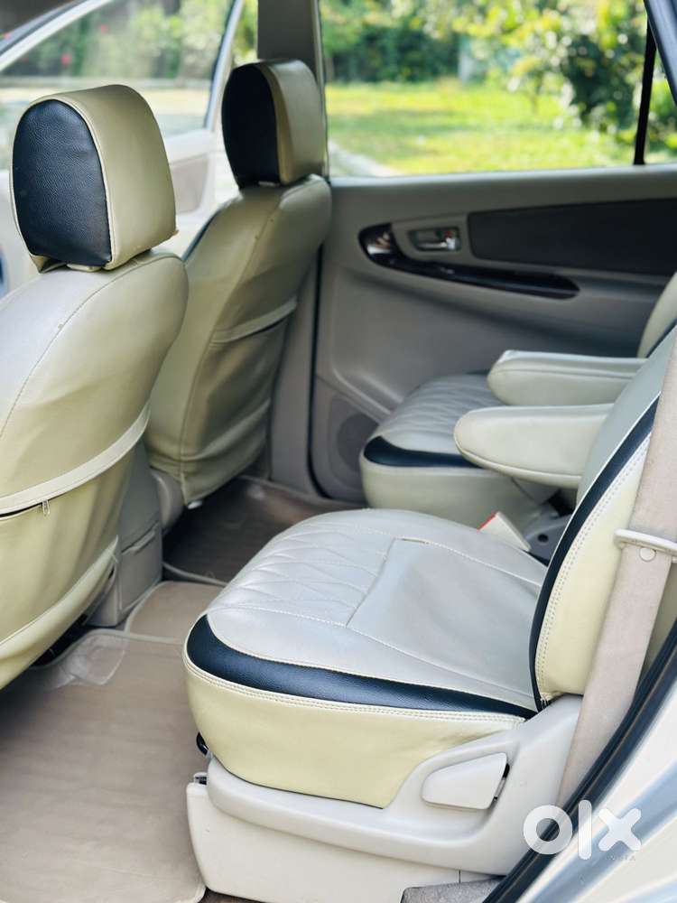Toyota Innova 2.5 V 7 Str, 2013, Diesel