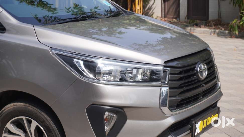 Toyota Innova Crysta [2020-ongoing] 2.4 Gx At 8 Str, 2021, Petrol
