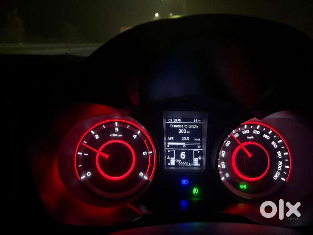 Mahindra Xuv300 2020 Diesel Well Maintained