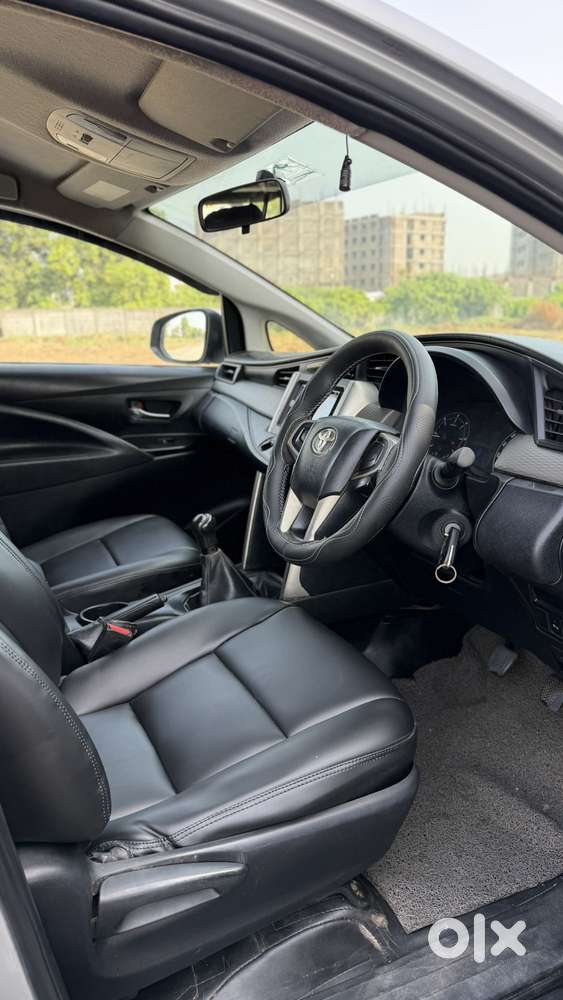Toyota Innova Crysta 2.4 G Mt 8s, 2017, Diesel